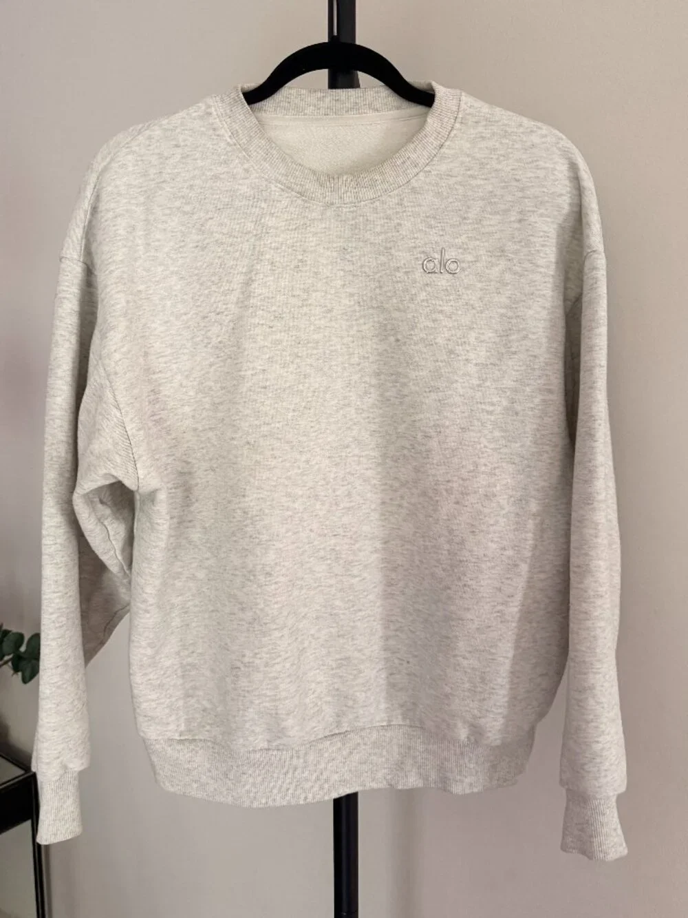 Alo Yoga Heather Gray Sweatshirt S